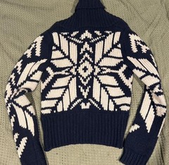 Vintage America Eagle Outfitter Sweater. Navy and Cream Color Size Large