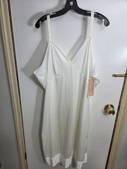 Vintage SANS SOUCi Plus Full SLIP Size 52 Ivory/White 100% Nylon