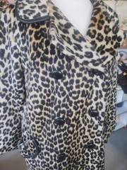 Vtg. 1960’s Sport Town Double Breasted Leopard Faux Fur Coat w/ leather trim ML