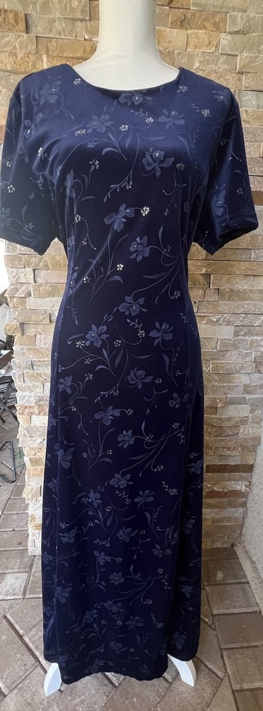 VTG Willow Ridge Made In USA Velvet Navy Dress Silver Detail size 18 runs small