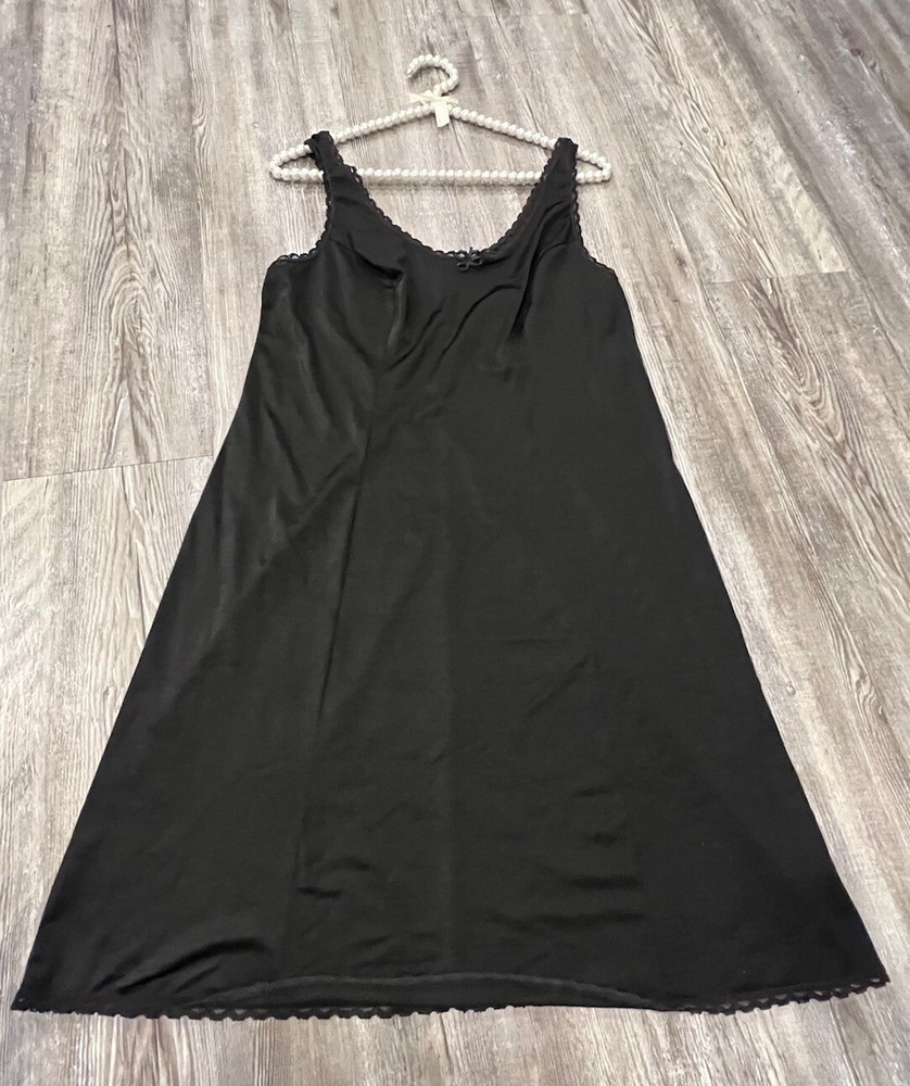 VTG 80’s Cabernet Woman’s Black Full Dress Laced Nylon Blend USA Made Slip 38