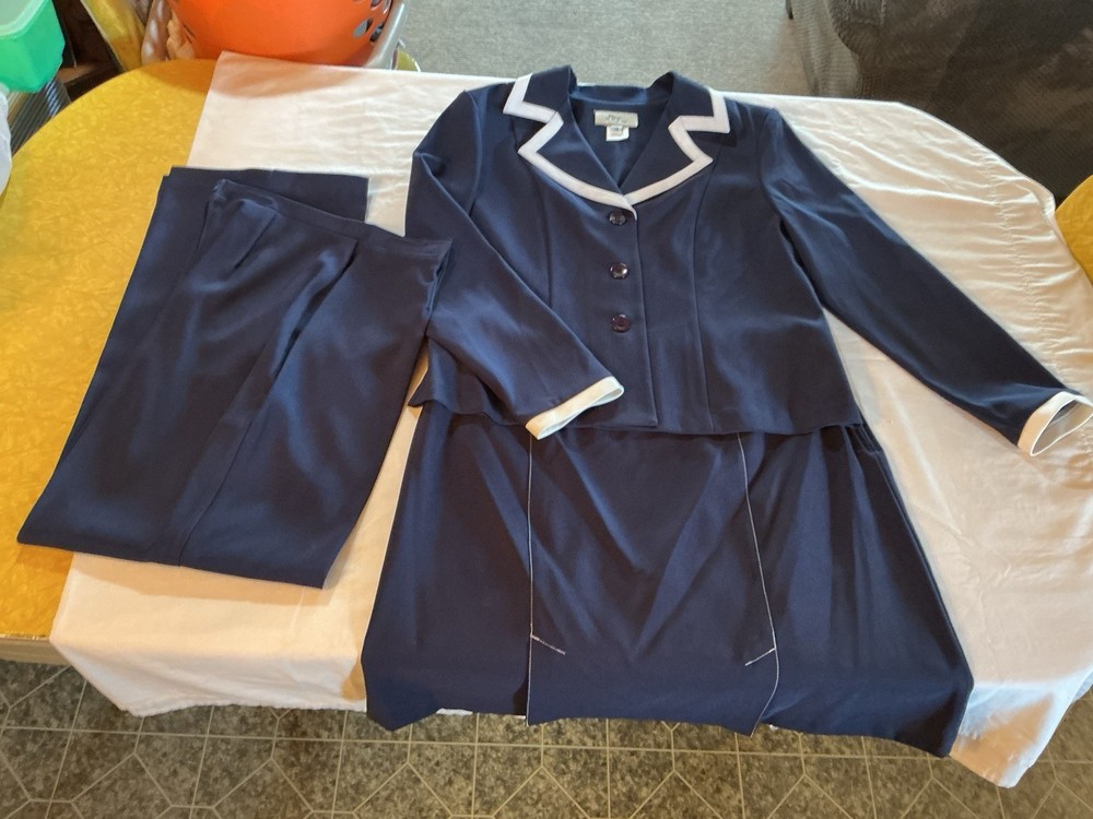 Vintage DBY Women’s 3 Pc Suit sz 16 Navy Blue Career Set Blazer Skirt Pants