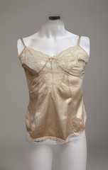 Vintage Sears Isn’t It Divine Beige Camisole Cami Lace Lingerie Size 36