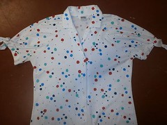 vtg WOMEN’S POLKA DOT SHIRT Button 70s 80s Mod Polyester Disco Montgomery Ward