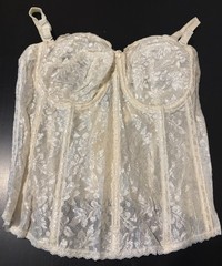 Vintage Warner’s Irresistibly Yours Size 34D Made In Australia Lace Corset Ivory