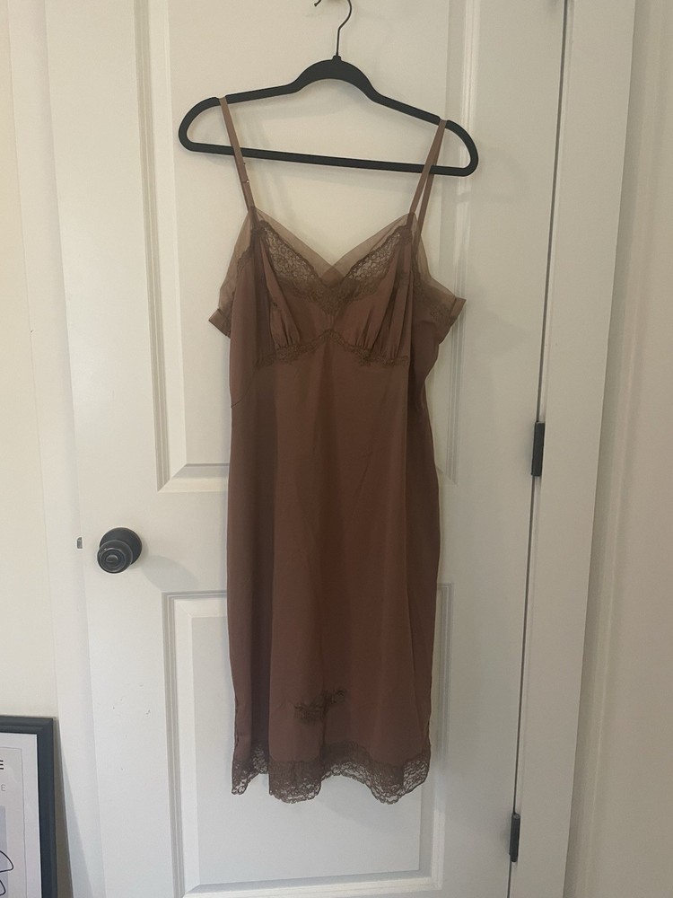 Vintage Van Raalte Suavette Full Slip Mocha Mushroom Brown Lace Size 40, 07206A