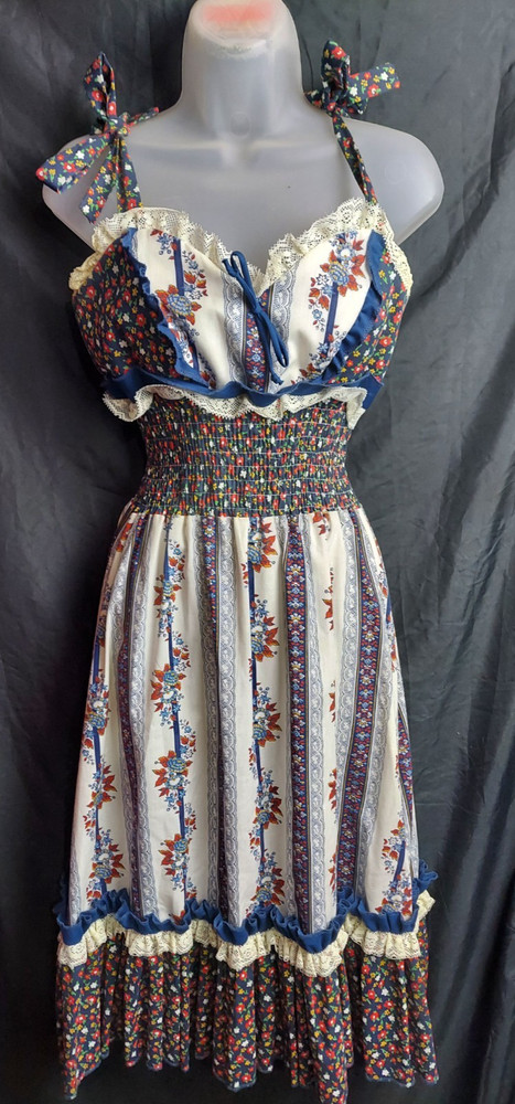 1970’s Da AlCa Lacey Ruffled Floral Cottagecore Dress Size 9-10
