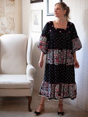 1970s Ramona Rull Women’s Vintage Cotton Printed Shift Dress Florentine Neckline