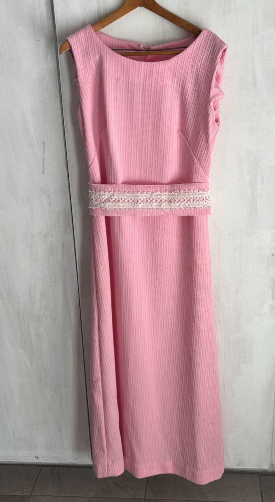 Vintage 60s 70s Pink Ribbed Mod Maxi Long Sheath Dress Crochet Lace Belt M/L
