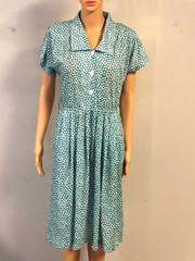 Darian Petites Knit Polyester Vintage Dress Size 8 Short Sleeves Floral Tulips