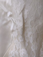 🔥 VTG 1960s Custom Catherine Chappell Ivory Satin Wedding Dress w/ Capelet