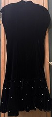 Vintage Women’s Elegant Black Velvet Dress W/Crenelin Skirt & Pearls party fun
