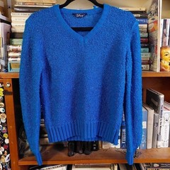 Vintage blue chunky knit vneck sweater.