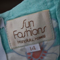 Vintage Hawaiian Playsuit Sun Fashions Floral Wrap Romper M Hawaii
