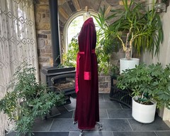 Vintage Jonquil Diane Samandi Bordeaux Stretch Velvet & Satin Robe Neiman Marcus