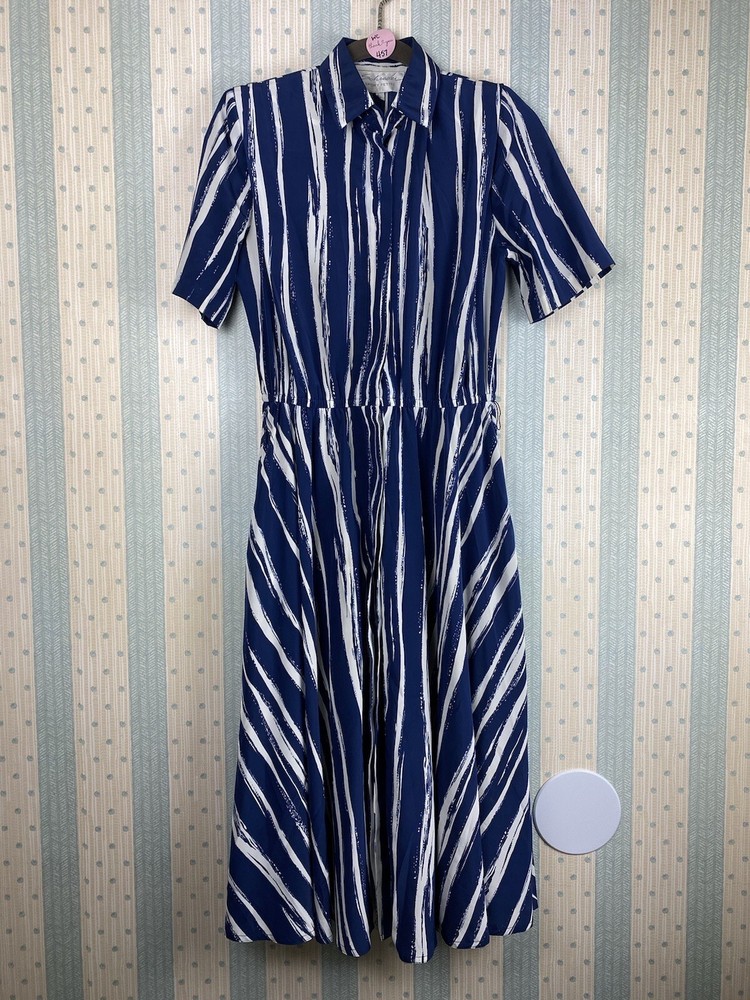 Vintage Schrader Dress Sport Petite Woman 6 HiddenButtonsPocketsCollar Blue/Wte