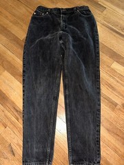 Vintage USA Levi’s 551 Relaxed Fit Tapered Leg Black Jeans Sz. 18 L (?)