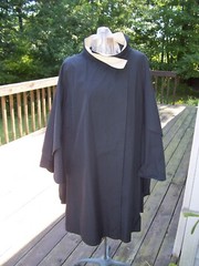 Spring Black Cape Coat Cream Collar Vintage 1970’s