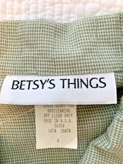 Vintage Betsy’s Things Green Short Sleeve Shirt Shoulder Pads Retro Blouse