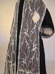 VICTORIAN 19TH C EXTRA LONG HAND MADE FLORAL TAMBOUR LACE STOLE SHAWL FOR DRESS
