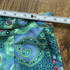 Vintage 80’s Geometric Marcia Size 16 Loose Leg Shorts