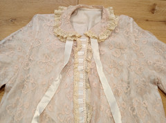 Vintage Odette Barsa Robe Lace Overlay Blue, Beige, Ribbon Trim Short,Snaps S/M