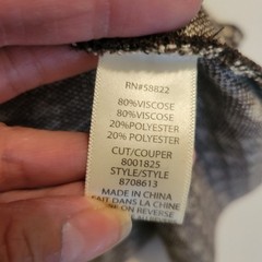 MaxStudio Pull-on Knit Houndstooth Fit&Flare Skirt. EUC.