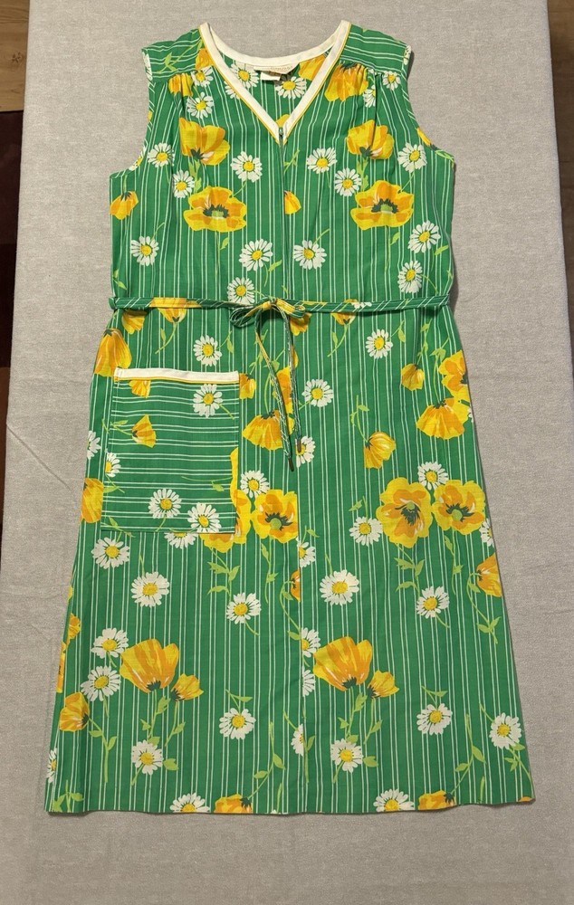 Vintage 60s 70s Komar house dress Floral USA made Patio Hostess Retro Summer