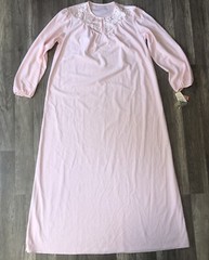 NWT Vintage Vanity Fair Nightgown Women’s Medium Dacron Polyester Waffle Pink