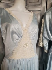 Vtg M-L 70s pale blue embroidered Lace nightgown Bell Sleeve Robe Peignoir *READ