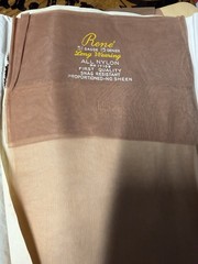 VINTAGE RENE LONG WEARING SEAMED STOCKINGS / NYLONS , 51 GAUGE. SIZE 9. 2