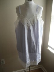BODY CHIC Pale Lavender Polyester Strap Night Gown White Lace Trim – Size 2X