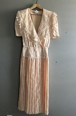 Vintage McCLINTOCK Peachy Pink Dress Lace Victorian Pleated Size 8