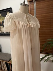Vtg 60s Henson Kickernick Peachy Pink Sheer Chiffon Lace Peignoir Accent Robe S
