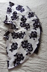 City Triangles 1950’s Circle Skirt Size 13 Black & White Poodle Style NWOT