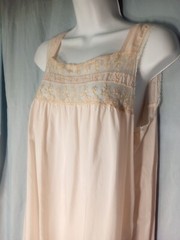 Vintage Barbizon Knee Length Nightgown Size Medium Thin Poly Nylon Cotton Blend