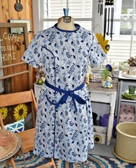 Vintage 1970s Floral Cottagecore Shift Dress -Handmade W- Belt Blue Size Medium