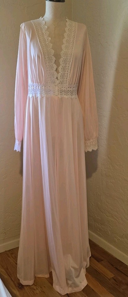 (38) Vintage Olga Lace Trim Robe Duster Peachy Pink EVC