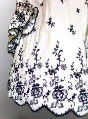 VTG 60s Embroidered Black White Crisp Cotton Blouse w Bell Cuff Frilly Sleeves M