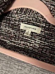 Classic & chic max studio small blazer