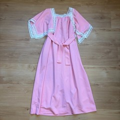 Vintage Women’s Montgomery Ward Cottage Core Dress Size 5/6