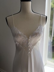 VTG 70s Barbizon White Lace Maxi Nightgown Slip S Fairy Whimsi Feminine Bridal