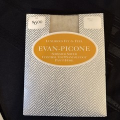 Evan Picone Shimmer Sheer Control Top Pantyhose VANILLA Med VTG 9652 Sandalfoot