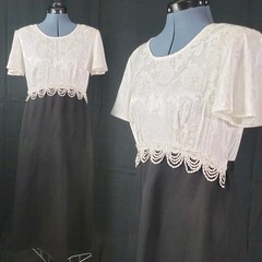 Vintage Another Thyme Empire Waist Dress in White & Black Size 12P