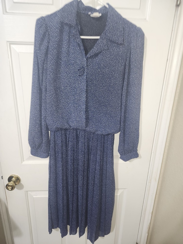Carriage Court Vintage Dotted Long Sleeved Casuel Dress Size 14