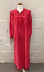 Beautiful Pink Vintage Komar Front Zip Robe. No Size Tag AP-AP 20 inches