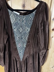 VTG REN FAIRE MAXI DRESS BROWN VELVET TAPESTRY DETAIL Women’s L? Renaissance