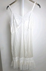VTG Velrose Lingerie Slip EU 40 US 10/12 M Nylon 70s Ivory Feminine Bride Lace