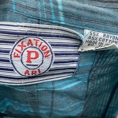 Vintage 90’s Distressed Women’s M Button Up Fixation ARI