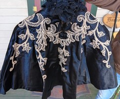Black Antique Cape Victorian 1800s Applique Lace Capelet Jacket Mantle Gothic